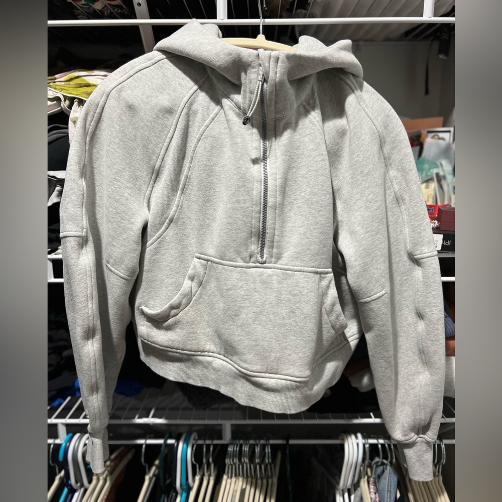 ✨SOLD✨Lululemon 1/4 zip scuba